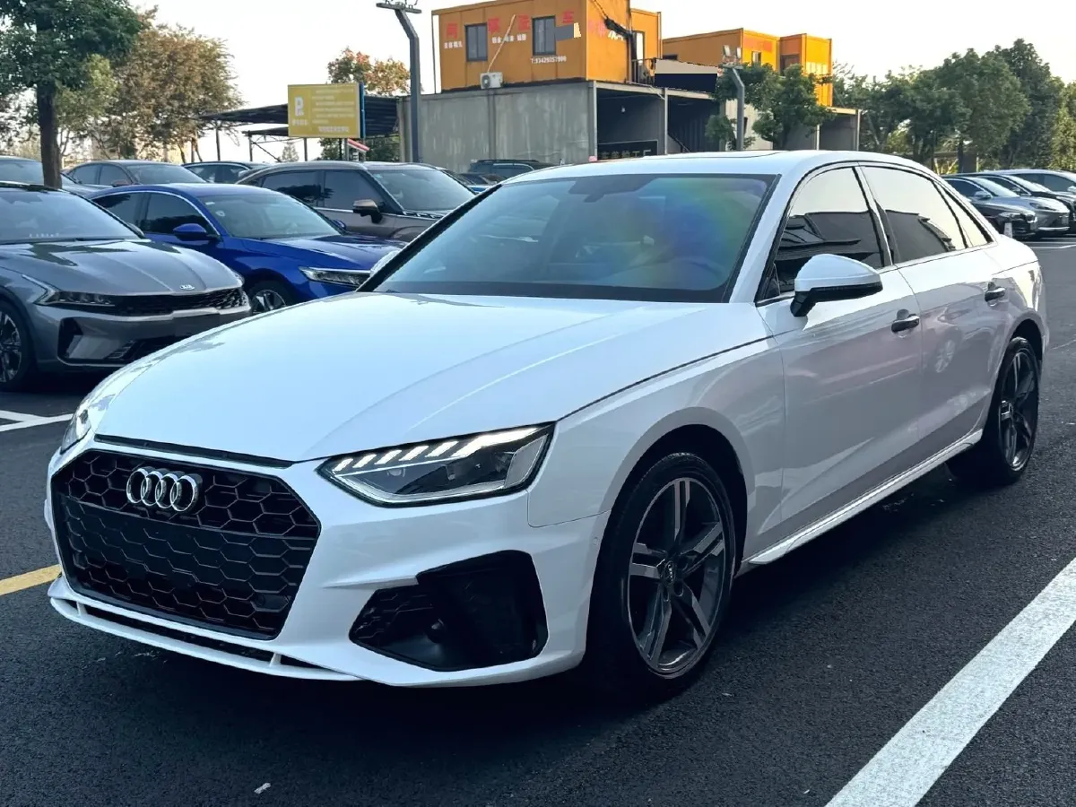 2020 Audi A4L 2.0T 150HP L4 7DCT,autocango,china used car exporter,china ev exporter,chinese used car exporter,chinese used ev exporter