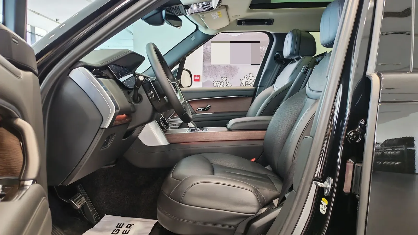 2023 Land Rover Range Rover 3.0T 400HP L6 8AT,autocango,china used car exporter,china ev exporter,chinese used car exporter,chinese used ev exporter