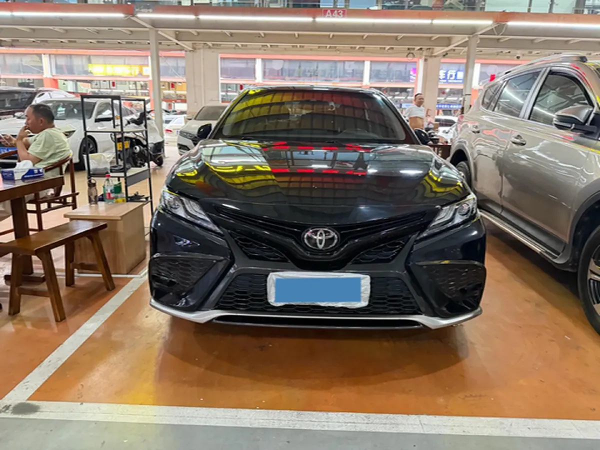 2021 Toyota Camry 2.5L 209HP L4 8AT,autocango,china used car exporter,china ev exporter,chinese used car exporter,chinese used ev exporter