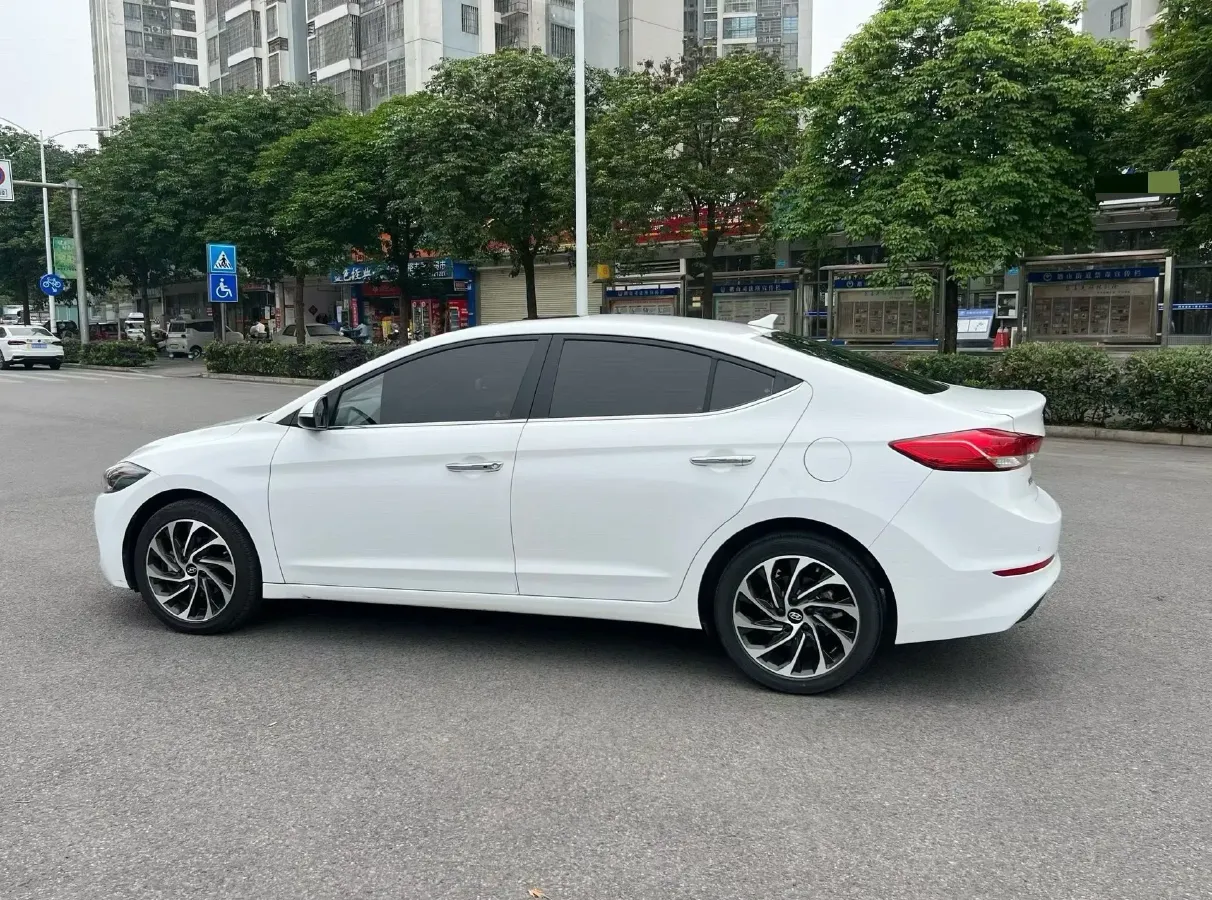 2020 Hyundai Elantra 1.4T 130HP L4 7DCT,autocango,china used car exporter,china ev exporter,chinese used car exporter,chinese used ev exporter