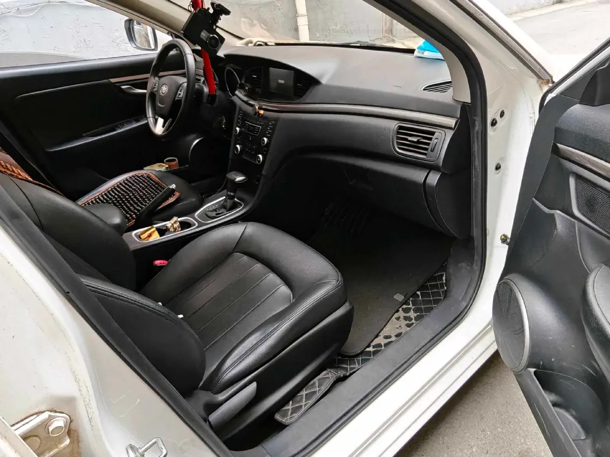 2016 Bestune B50 1.4T 136HP L4 6AT,autocango,china used car exporter,china ev exporter,chinese used car exporter,chinese used ev exporter