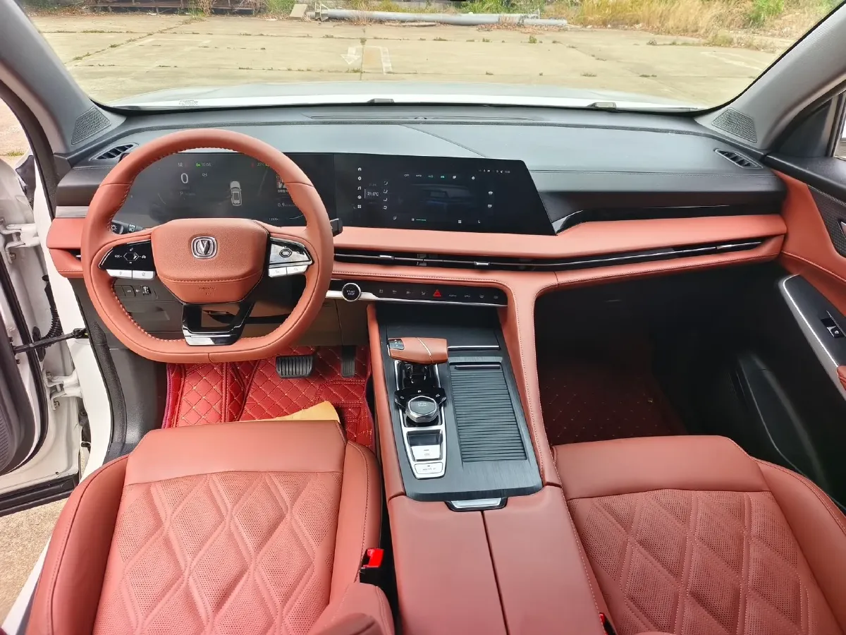 2023 ChangAn CS75 Plus 1.5T 188HP L4 8AT,autocango,china used car exporter,china ev exporter,chinese used car exporter,chinese used ev exporter