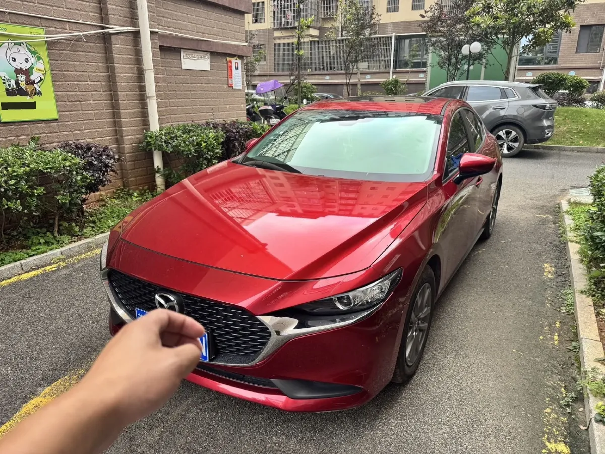 2021 Mazda 3 Axela 1.5L 117HP L4 6AT,autocango,china used car exporter,china ev exporter,chinese used car exporter,chinese used ev exporter