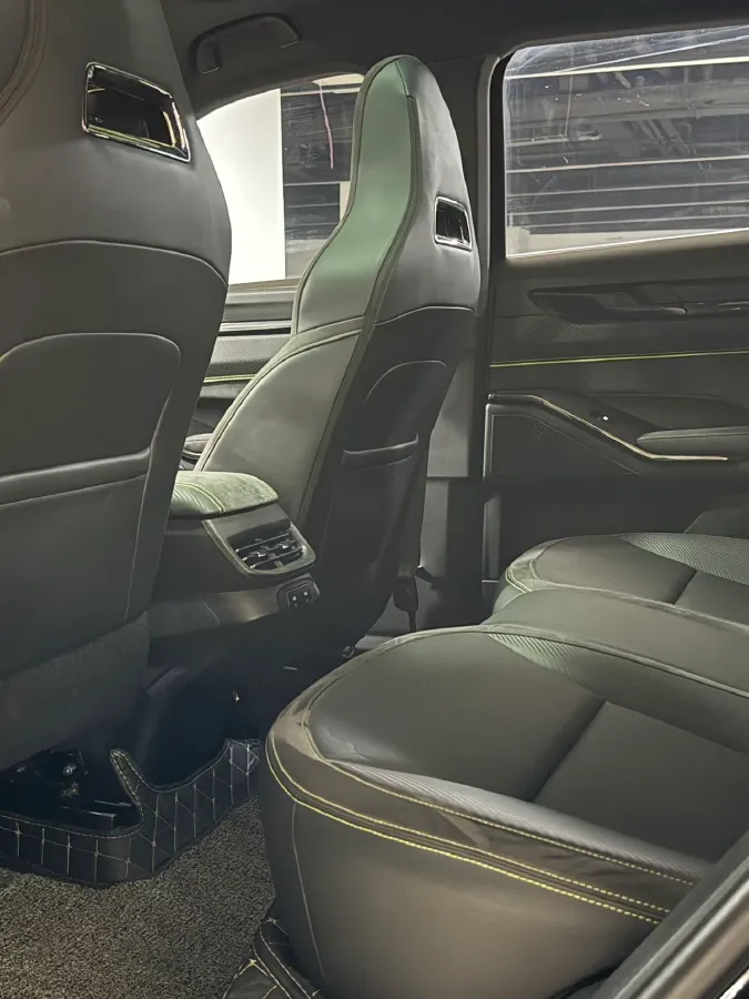 2022 Haval H6S 2.0T 211HP L4 7DCT,autocango,china used car exporter,china ev exporter,chinese used car exporter,chinese used ev exporter