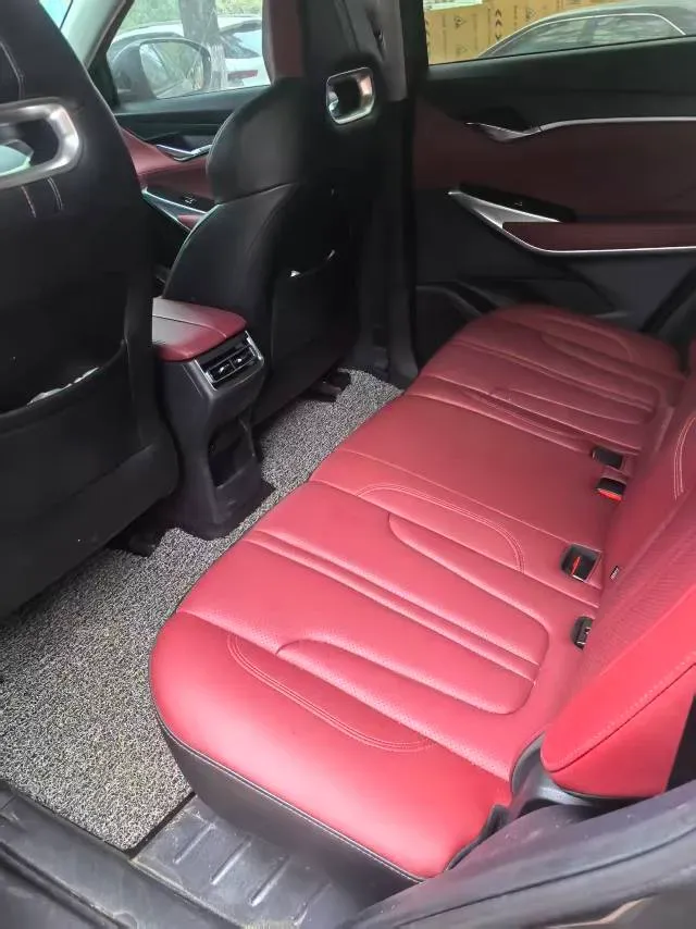 2020 ChangAn CS75 Plus 2.0T 233HP L4 8AT,autocango,china used car exporter,china ev exporter,chinese used car exporter,chinese used ev exporter