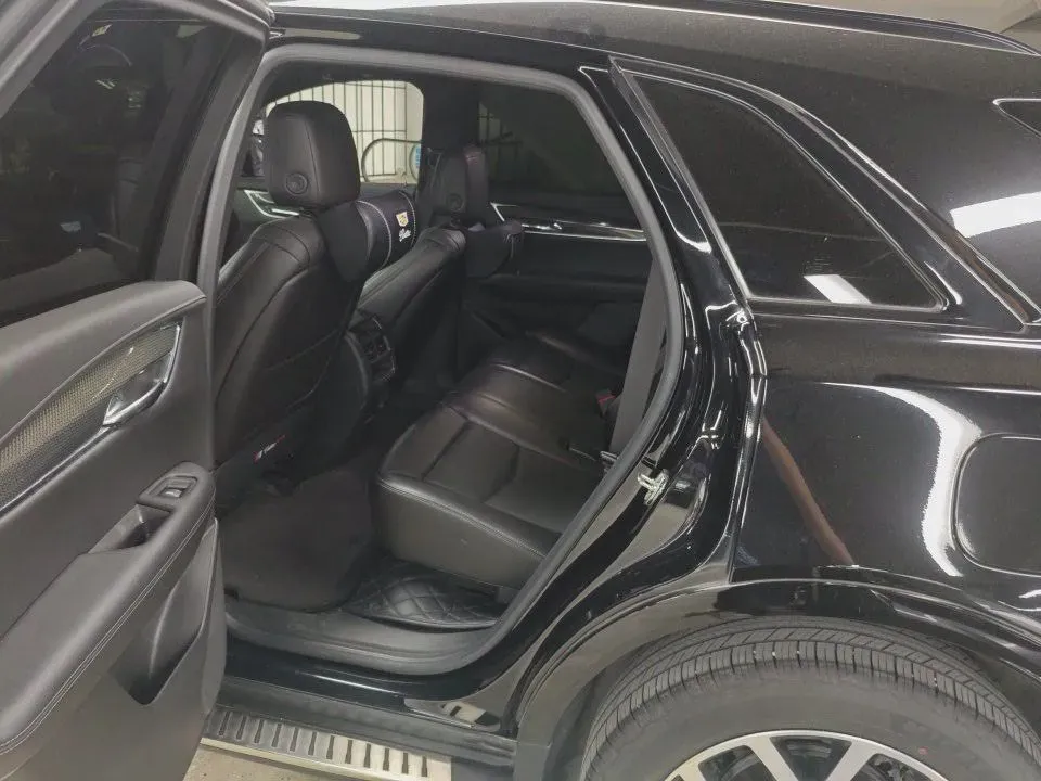2022 Cadillac XT5 2.0T 237HP L4 9AT,autocango,china used car exporter,china ev exporter,chinese used car exporter,chinese used ev exporter