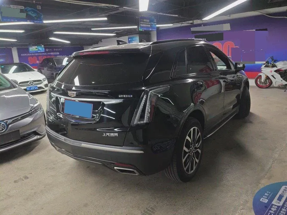 2022 Cadillac XT5 2.0T 237HP L4 9AT,autocango,china used car exporter,china ev exporter,chinese used car exporter,chinese used ev exporter