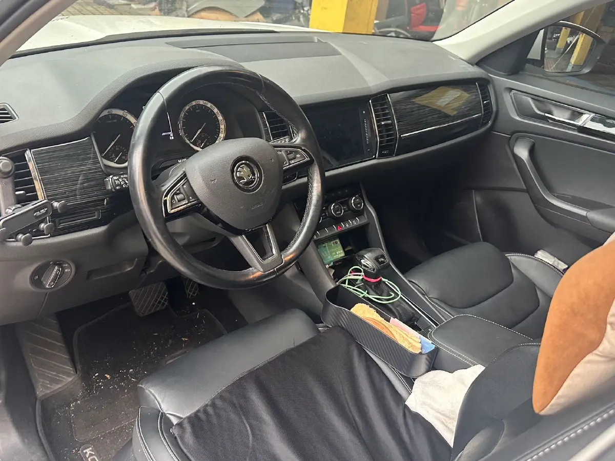 2018 Skoda Kodiak 2.0T 186HP L4 7DCT,autocango,china used car exporter,china ev exporter,chinese used car exporter,chinese used ev exporter