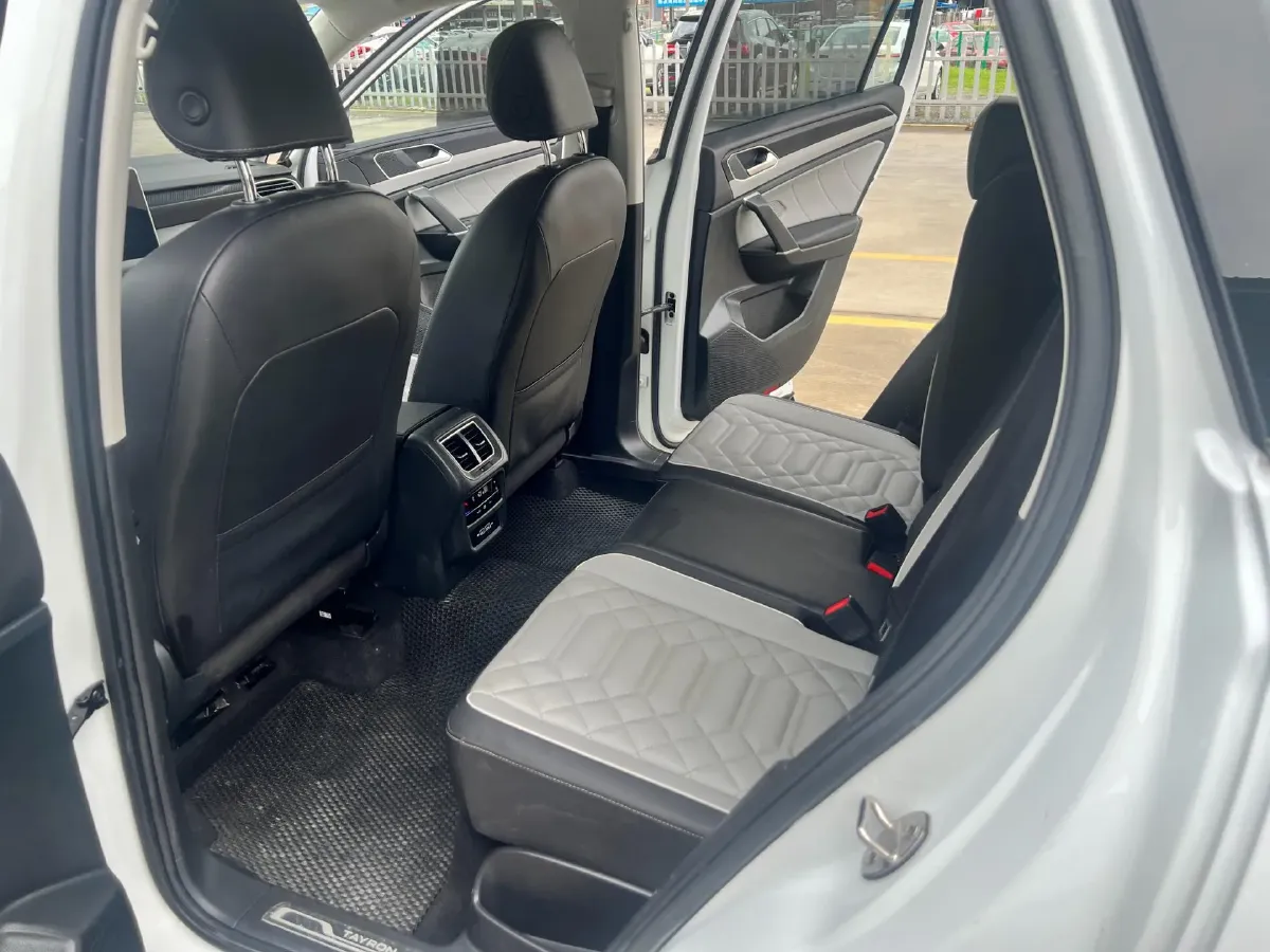 2023 Volkswagen Tayron 1.5T 160HP L4 7DCT,autocango,china used car exporter,china ev exporter,chinese used car exporter,chinese used ev exporter
