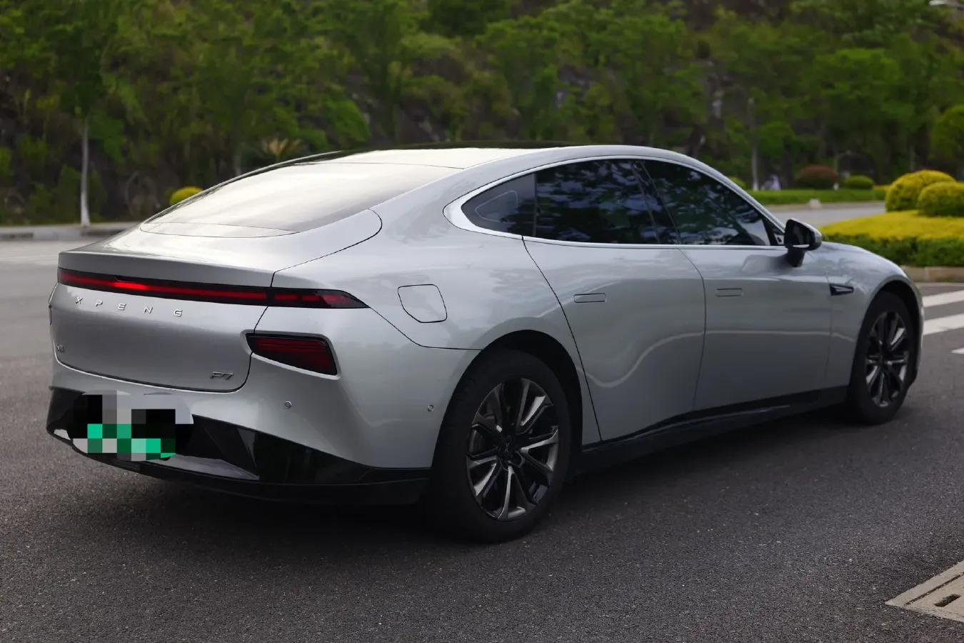 2022 Xpeng P7 BEV 60.2KWH,autocango,china used car exporter,china ev exporter,chinese used car exporter,chinese used ev exporter
