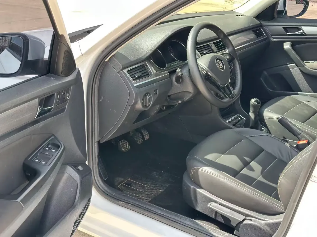 2019 Volkswagen Bora 1.5L 112HP L4 5MT,autocango,china used car exporter,china ev exporter,chinese used car exporter,chinese used ev exporter