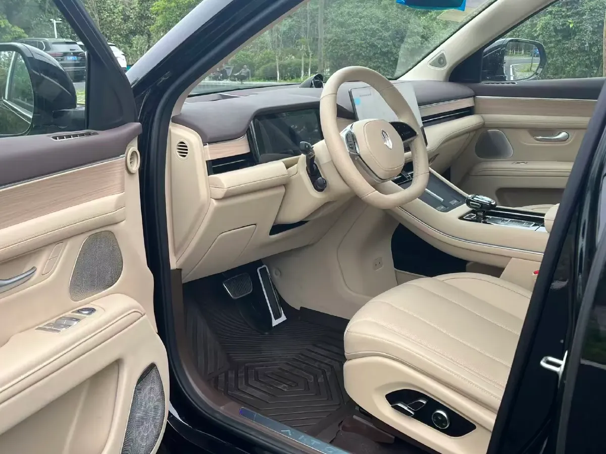 2024 AITO AITO M7 1.5T 152HP L4 REEV 38.5KWH,autocango,china used car exporter,china ev exporter,chinese used car exporter,chinese used ev exporter