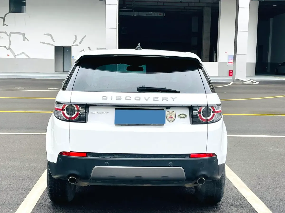 2019 Land Rover Discovery Sport 2.0T 241HP L4 9AT,autocango,china used car exporter,china ev exporter,chinese used car exporter,chinese used ev exporter