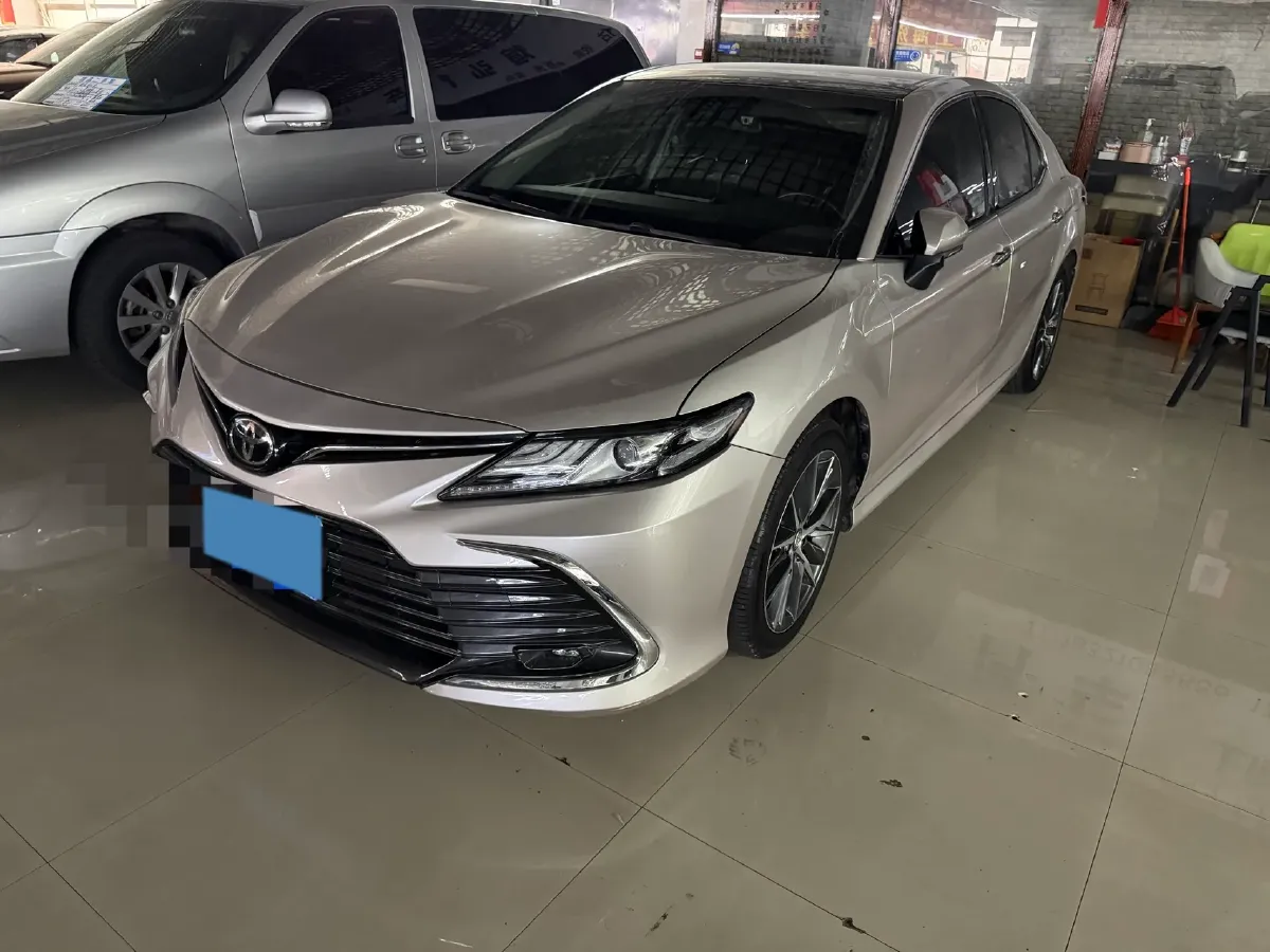 2021 Toyota Camry 2.5L 209HP L4 8AT,autocango,china used car exporter,china ev exporter,chinese used car exporter,chinese used ev exporter