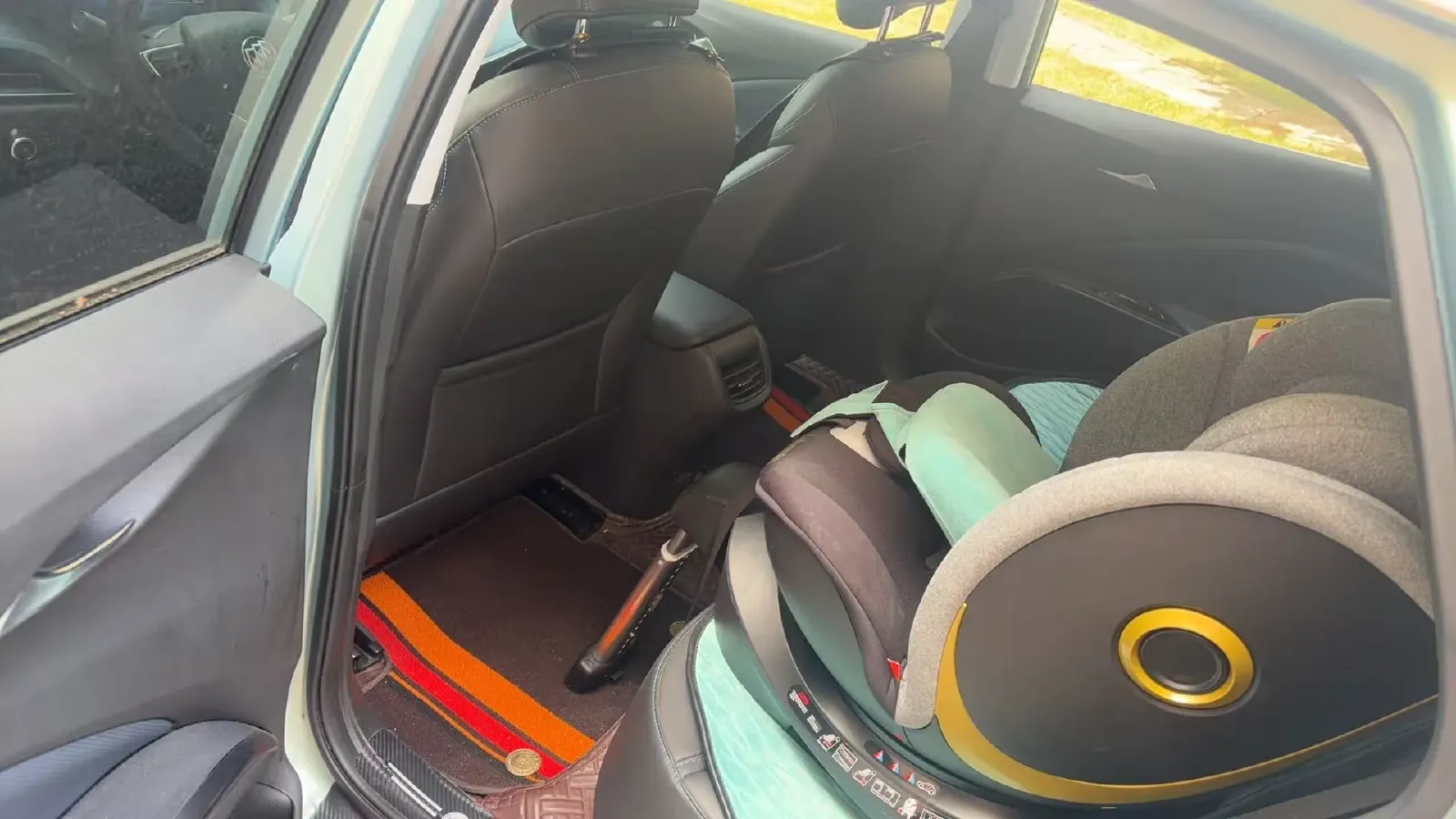 2005 Buick Regal 2.5L 152HP V6 4AT,autocango,china used car exporter,china ev exporter,chinese used car exporter,chinese used ev exporter