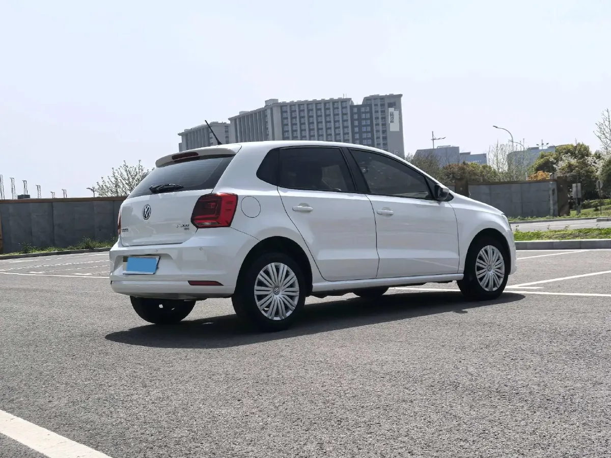 2016 Volkswagen Polo 1.6L 110HP L4 6AT,autocango,china used car exporter,china ev exporter,chinese used car exporter,chinese used ev exporter