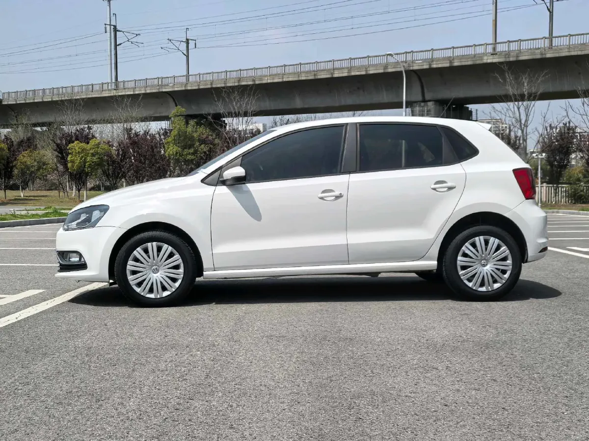 2016 Volkswagen Polo 1.6L 110HP L4 6AT,autocango,china used car exporter,china ev exporter,chinese used car exporter,chinese used ev exporter