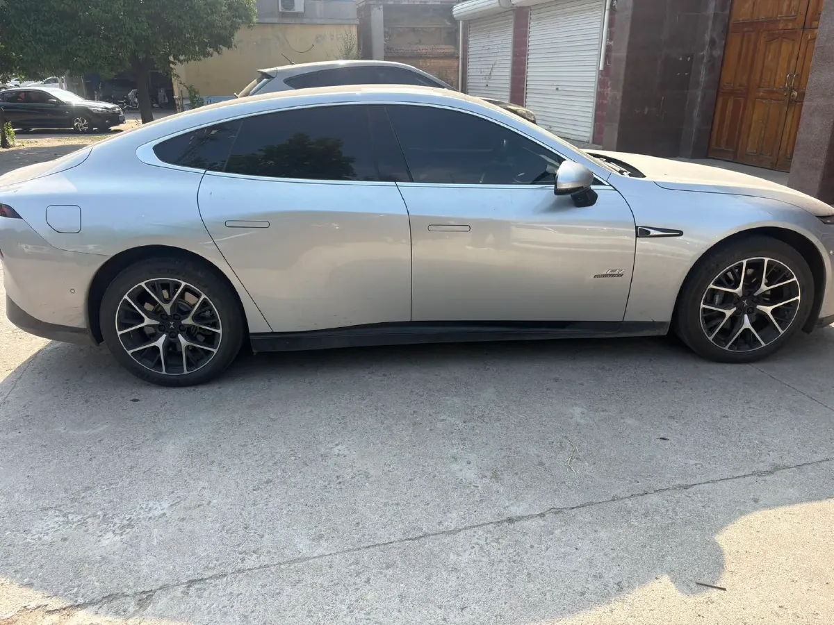 2023 Xpeng P7 BEV 86.2KWH,autocango,china used car exporter,china ev exporter,chinese used car exporter,chinese used ev exporter