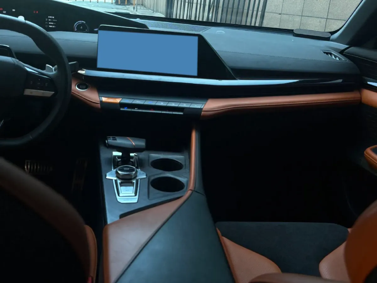 2023 ChangAn UNI-V 1.5T 188HP L4 7DCT,autocango,china used car exporter,china ev exporter,chinese used car exporter,chinese used ev exporter