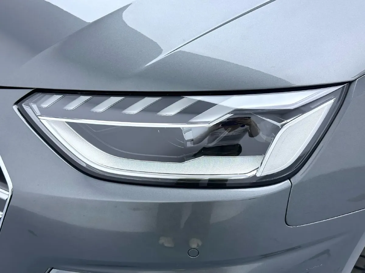 2020 Audi A4L 2.0T 190HP L4 7DCT,autocango,china used car exporter,china ev exporter,chinese used car exporter,chinese used ev exporter
