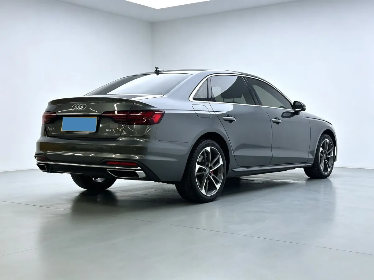 2020 Audi A4L 2.0T 190HP L4 7DCT,autocango,china used car exporter,china ev exporter,chinese used car exporter,chinese used ev exporter