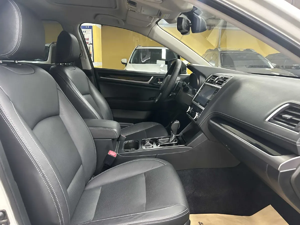 2020 Subaru Outback 2.5L 175HP H4 CVT,autocango,china used car exporter,china ev exporter,chinese used car exporter,chinese used ev exporter