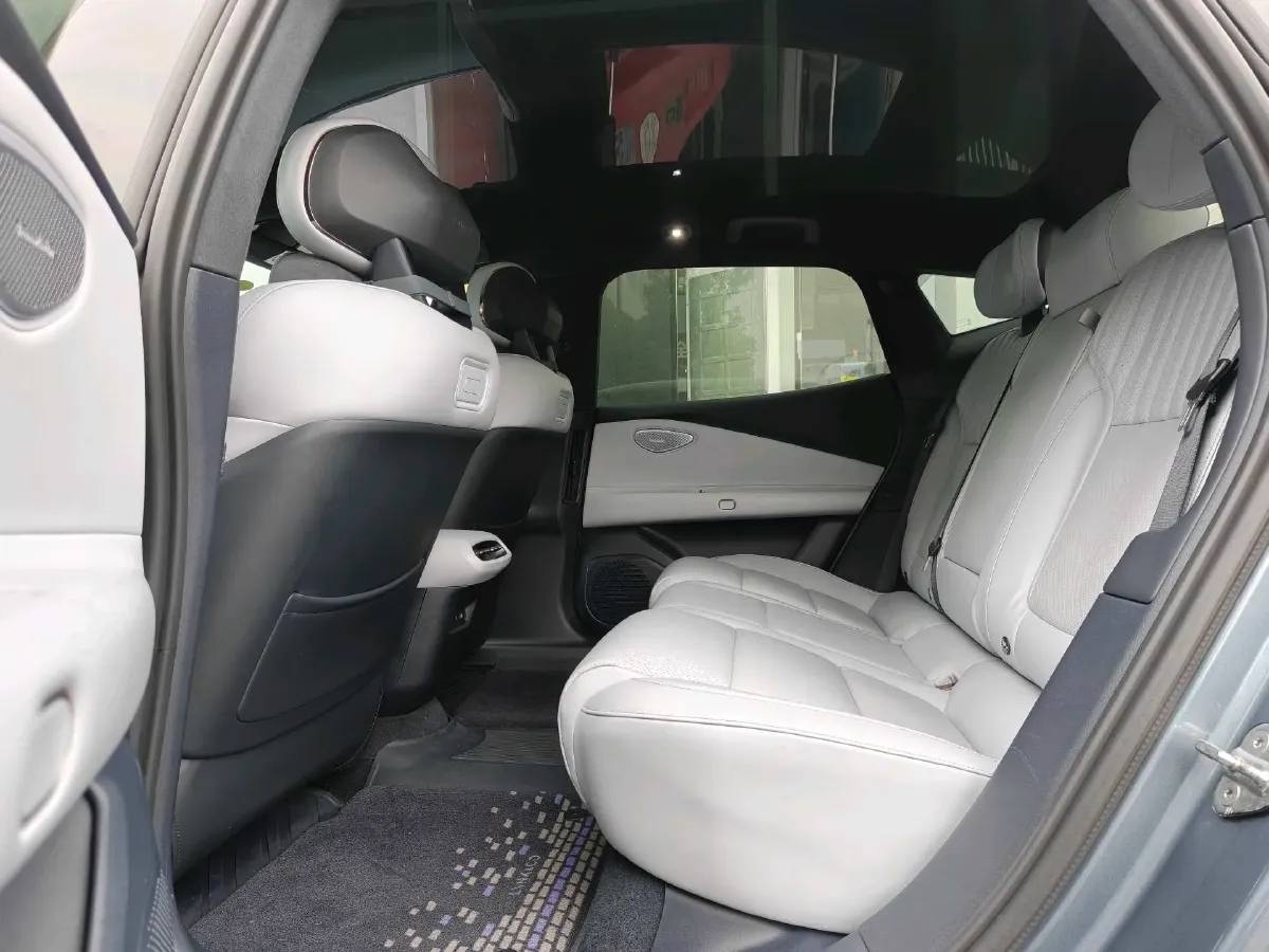 2025 Lexus NX 2.0L 169HP L4 CVT,autocango,china used car exporter,china ev exporter,chinese used car exporter,chinese used ev exporter