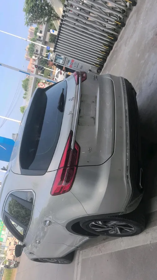 2022 HongQi HS5 2.0T 224HP L4 6AT,autocango,china used car exporter,china ev exporter,chinese used car exporter,chinese used ev exporter