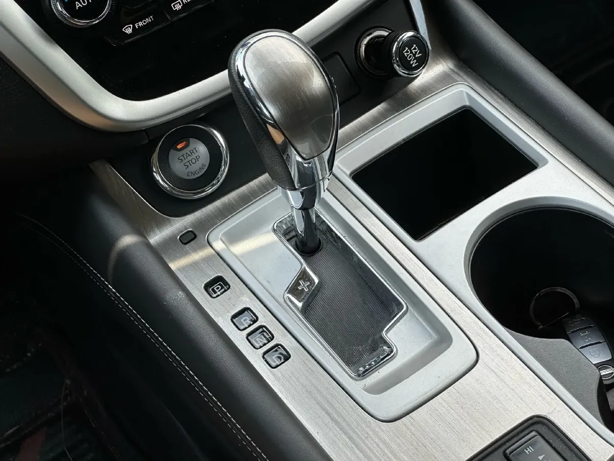 2021 Nissan Murano 2.5L 186HP L4 CVT,autocango,china used car exporter,china ev exporter,chinese used car exporter,chinese used ev exporter