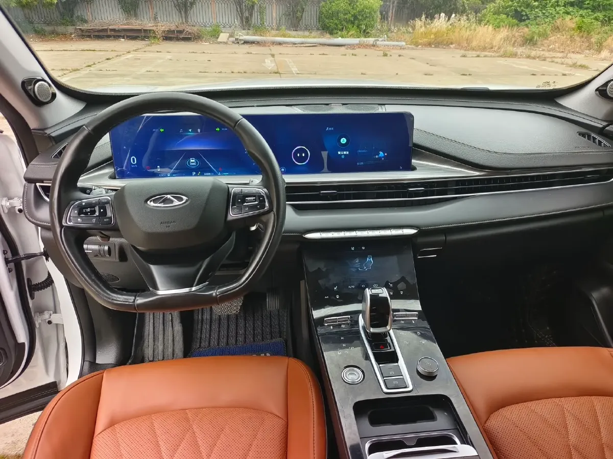 2021 Chery Tiggo 8 Plus 1.6T 197HP L4 7DCT,autocango,china used car exporter,china ev exporter,chinese used car exporter,chinese used ev exporter