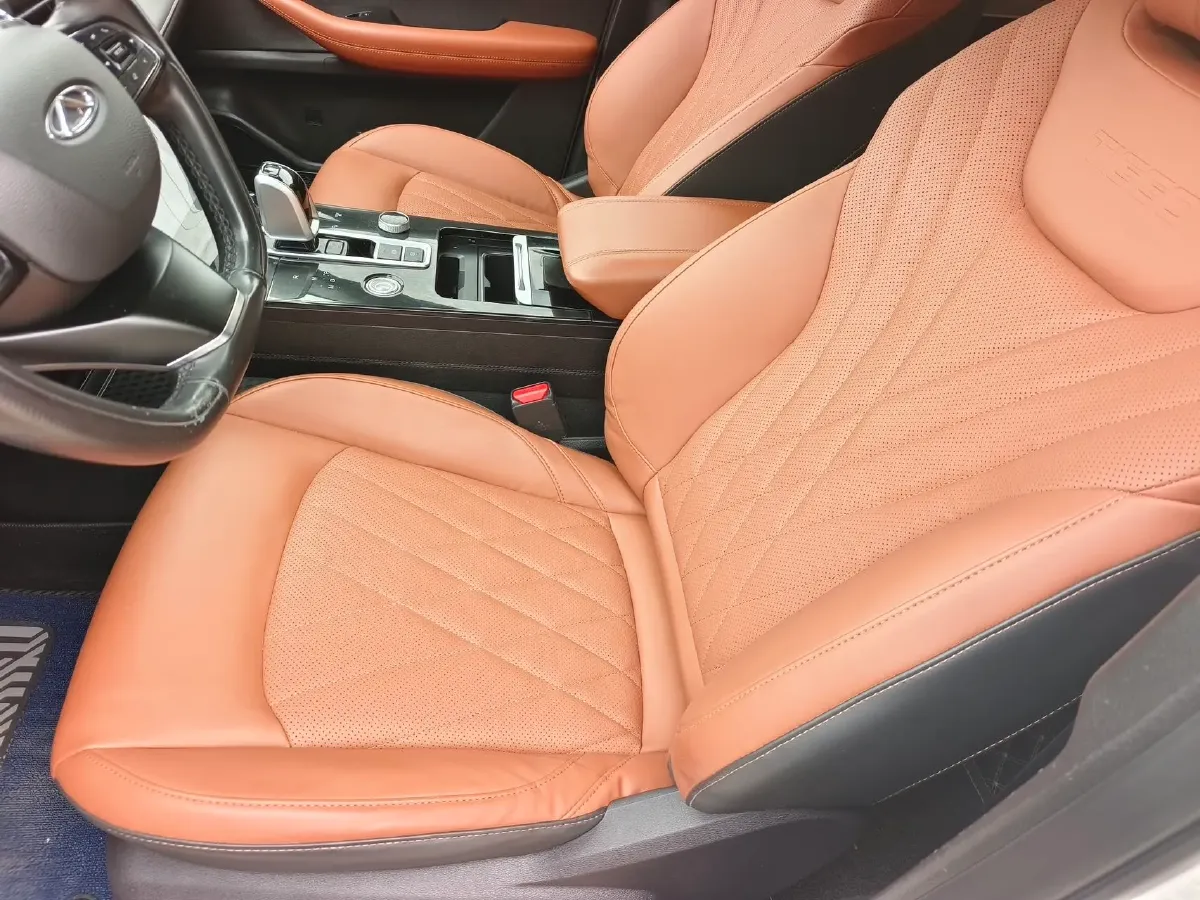 2021 Chery Tiggo 8 Plus 1.6T 197HP L4 7DCT,autocango,china used car exporter,china ev exporter,chinese used car exporter,chinese used ev exporter