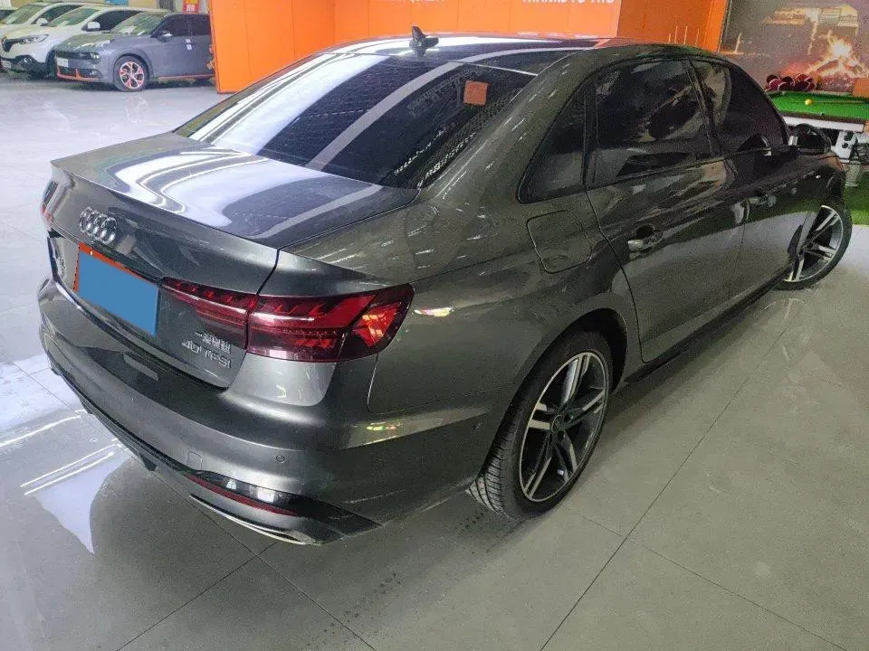2023 Audi A4L 2.0T 190HP L4 7DCT,autocango,china used car exporter,china ev exporter,chinese used car exporter,chinese used ev exporter