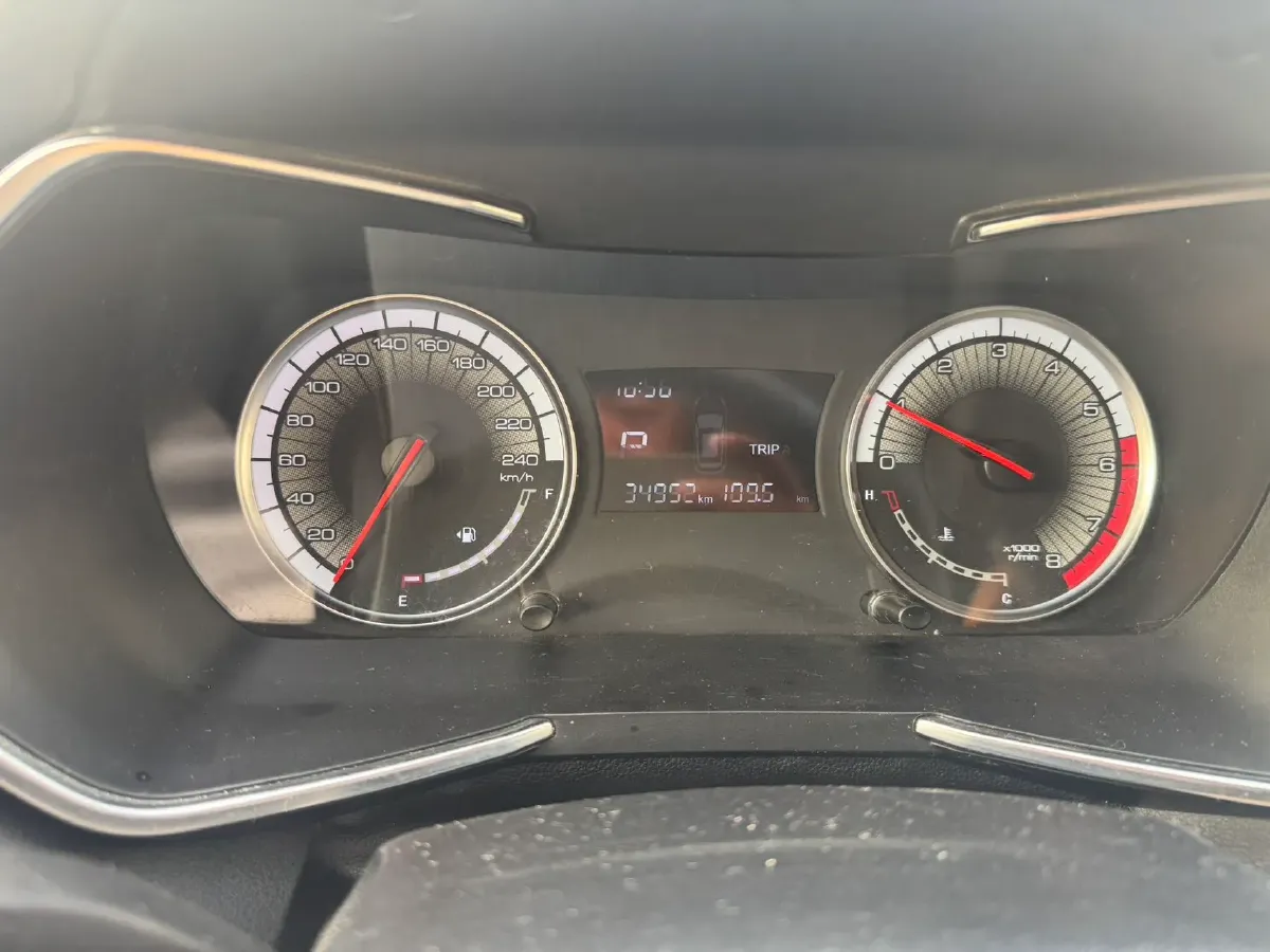 2018 Zotye T500 1.5T 156HP L4 6AT,autocango,china used car exporter,china ev exporter,chinese used car exporter,chinese used ev exporter