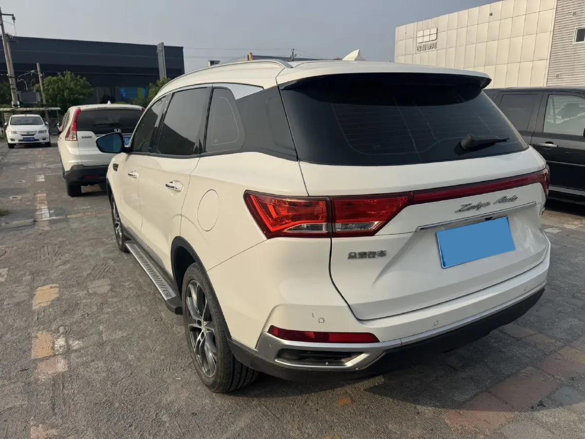 2018 Zotye T500 1.5T 156HP L4 6AT,autocango,china used car exporter,china ev exporter,chinese used car exporter,chinese used ev exporter