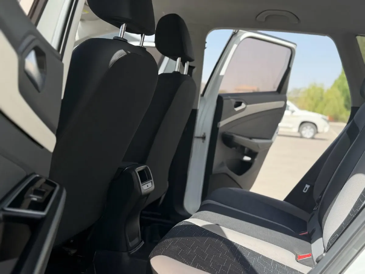 2023 Jetta VS5 1.4T 150HP L4 6AT,autocango,china used car exporter,china ev exporter,chinese used car exporter,chinese used ev exporter