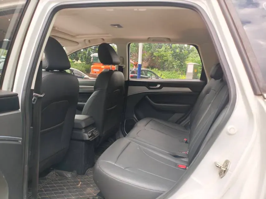 2019 Haval H6 1.5T 150HP L4 6MT,autocango,china used car exporter,china ev exporter,chinese used car exporter,chinese used ev exporter