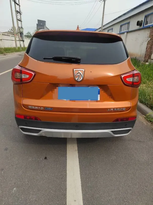 2017 HaiMa S5 Young Edition 1.6L 122HP L4 5MT,autocango,china used car exporter,china ev exporter,chinese used car exporter,chinese used ev exporter