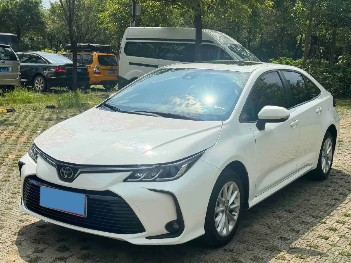 2022 Toyota Corolla 1.2T 116HP L4 CVT,autocango,china used car exporter,china ev exporter,chinese used car exporter,chinese used ev exporter