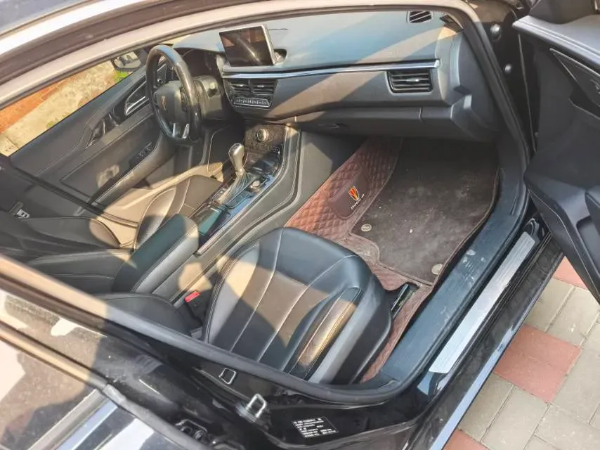 2019 HongQi H5 1.8T 180HP L4 6AT,autocango,china used car exporter,china ev exporter,chinese used car exporter,chinese used ev exporter