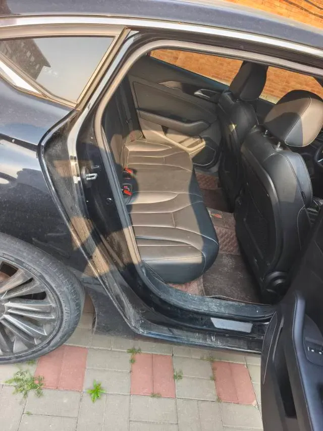 2019 HongQi H5 1.8T 180HP L4 6AT,autocango,china used car exporter,china ev exporter,chinese used car exporter,chinese used ev exporter