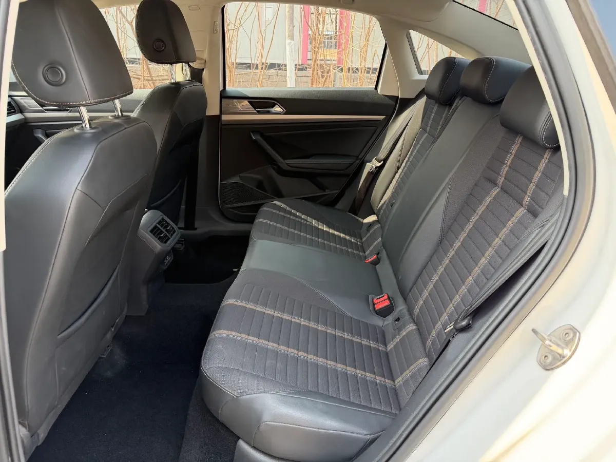 2021 Volkswagen Lavida 1.4T 150HP L4 7DCT,autocango,china used car exporter,china ev exporter,chinese used car exporter,chinese used ev exporter