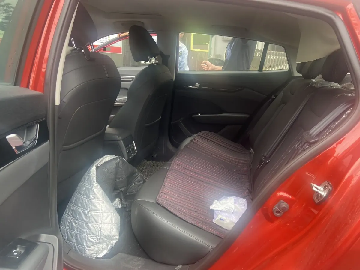 2020 DongFeng Aeolus YiXuan 1.5T 150HP L4 6DCT,autocango,china used car exporter,china ev exporter,chinese used car exporter,chinese used ev exporter