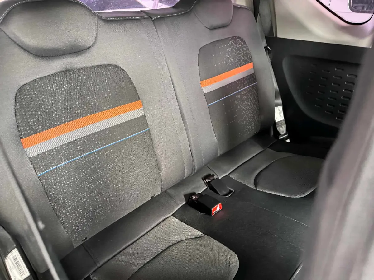 2021 WuLing HongGuang MINI EV BEV 9KWH,autocango,china used car exporter,china ev exporter,chinese used car exporter,chinese used ev exporter