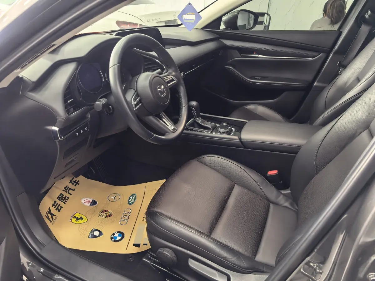 2021 Mazda 3 Axela 2.0L 158HP L4 6AT,autocango,china used car exporter,china ev exporter,chinese used car exporter,chinese used ev exporter