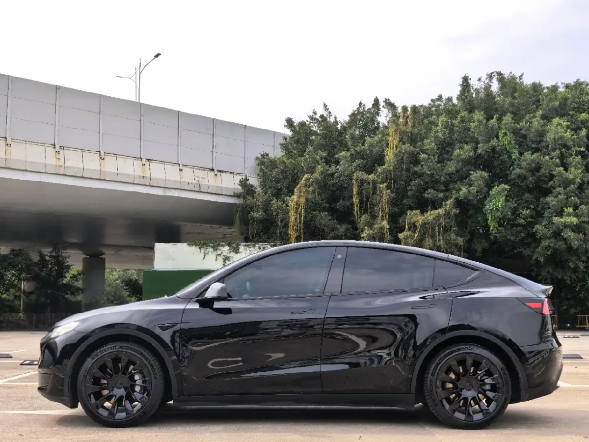 2022 Tesla Model Y BEV 60KWH,autocango,china used car exporter,china ev exporter,chinese used car exporter,chinese used ev exporter