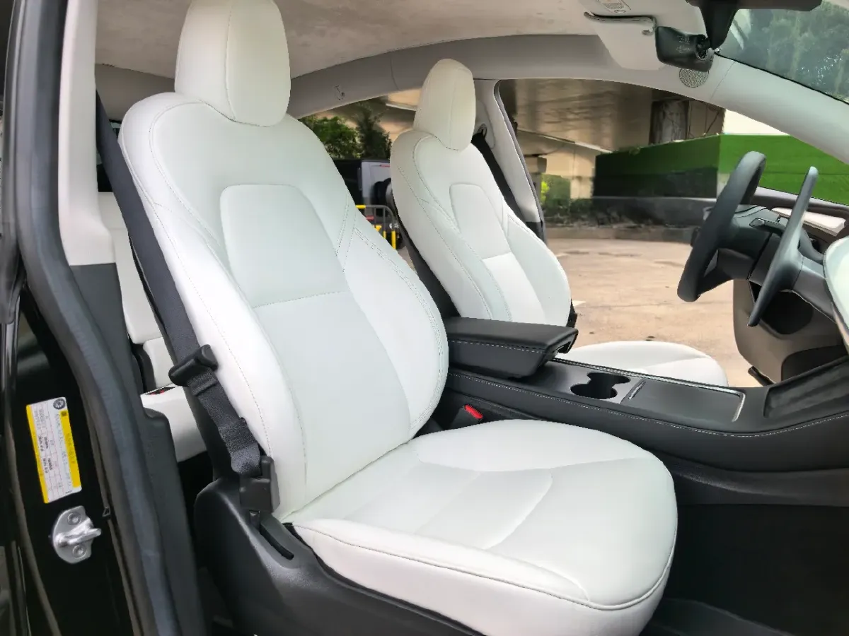 2022 Tesla Model Y BEV 60KWH,autocango,china used car exporter,china ev exporter,chinese used car exporter,chinese used ev exporter