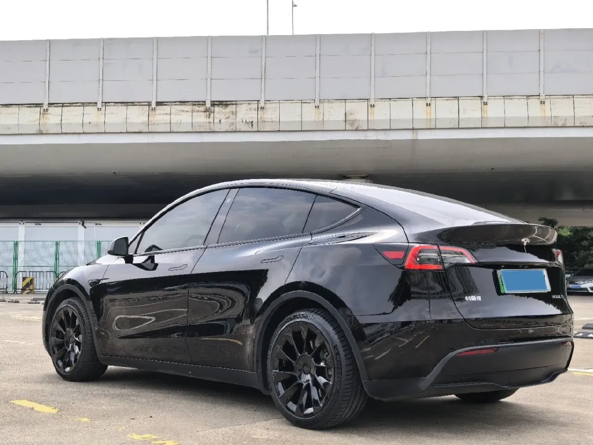 2022 Tesla Model Y BEV 60KWH,autocango,china used car exporter,china ev exporter,chinese used car exporter,chinese used ev exporter