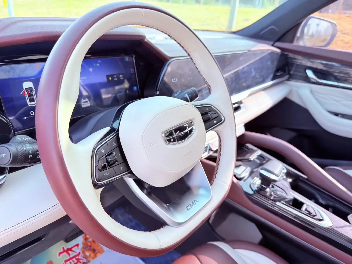 2021 Geely Monjaro 2.0T 218HP L4 7DCT,autocango,china used car exporter,china ev exporter,chinese used car exporter,chinese used ev exporter