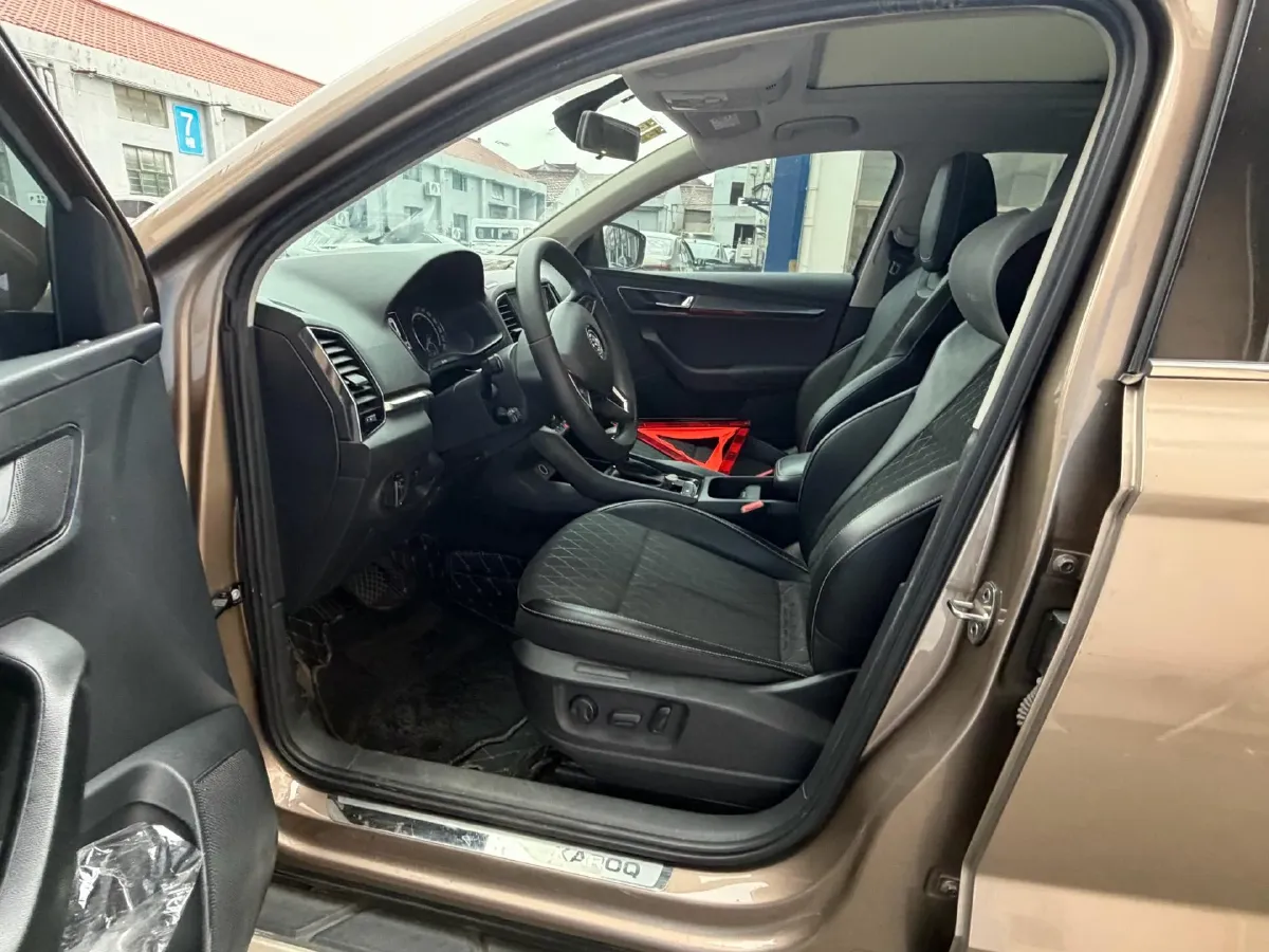 2019 Skoda Octavia 1.4T 150HP L4 7DCT,autocango,china used car exporter,china ev exporter,chinese used car exporter,chinese used ev exporter