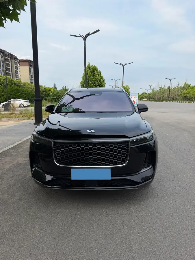 2021 Li ONE Range Extended 131HP REEV 40.5KWH,autocango,china used car exporter,china ev exporter,chinese used car exporter,chinese used ev exporter